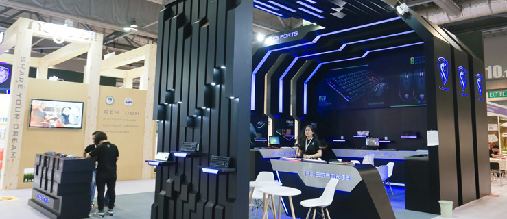 FL Esports was shown up in HK global resources exhibitionin 2018 with our latest products
